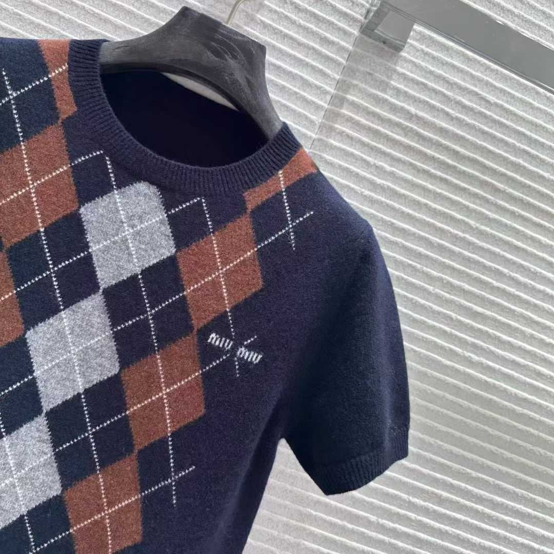 M Argyle Sweater