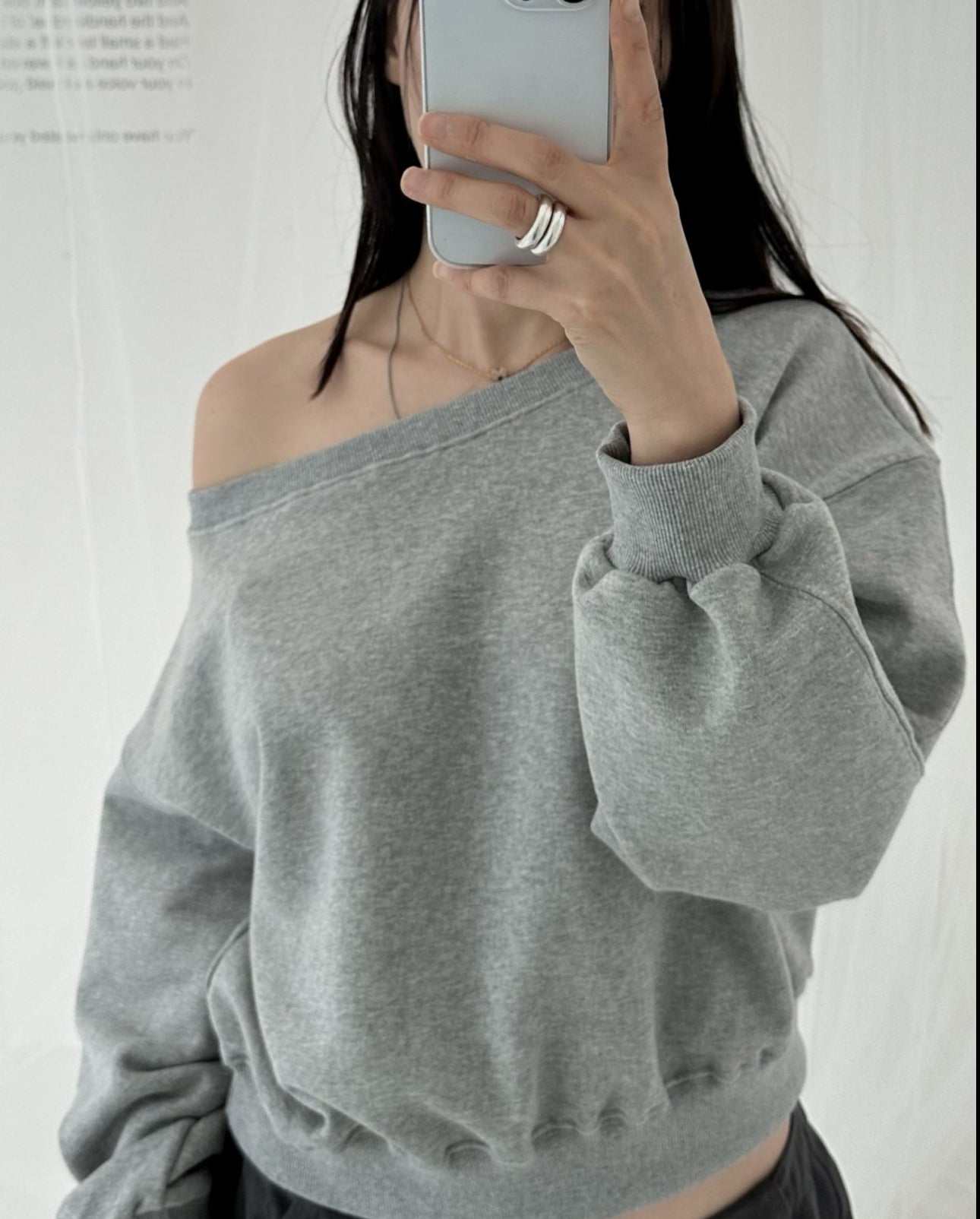 Off Shoulder Seratshirt