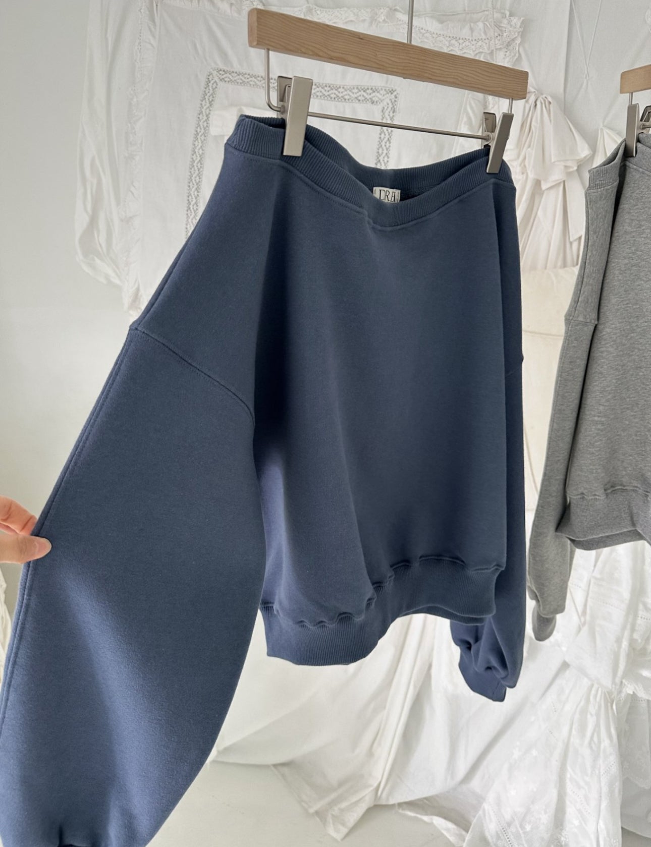 Off Shoulder Seratshirt