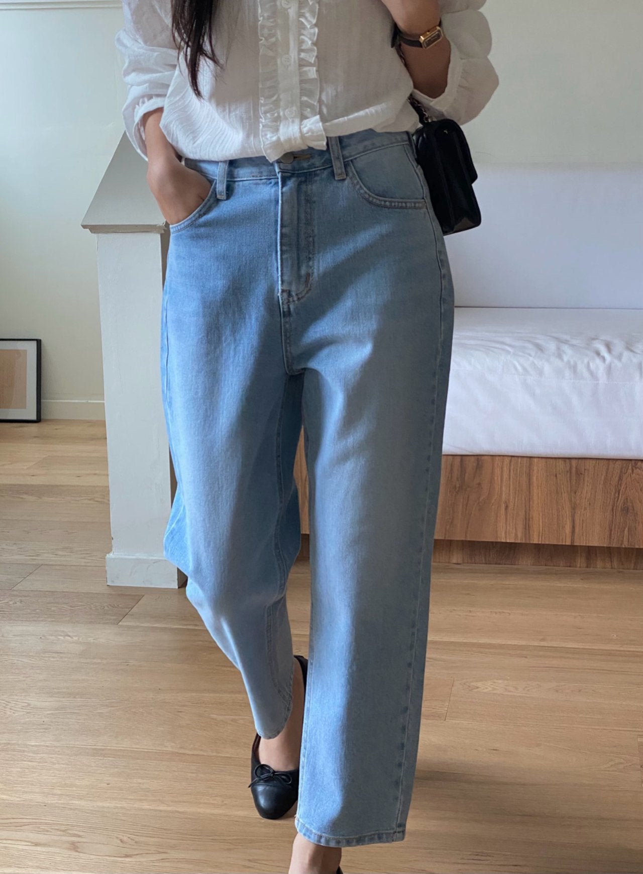 Cropped Boy Jean