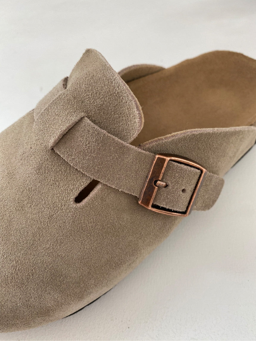 Boston Clog