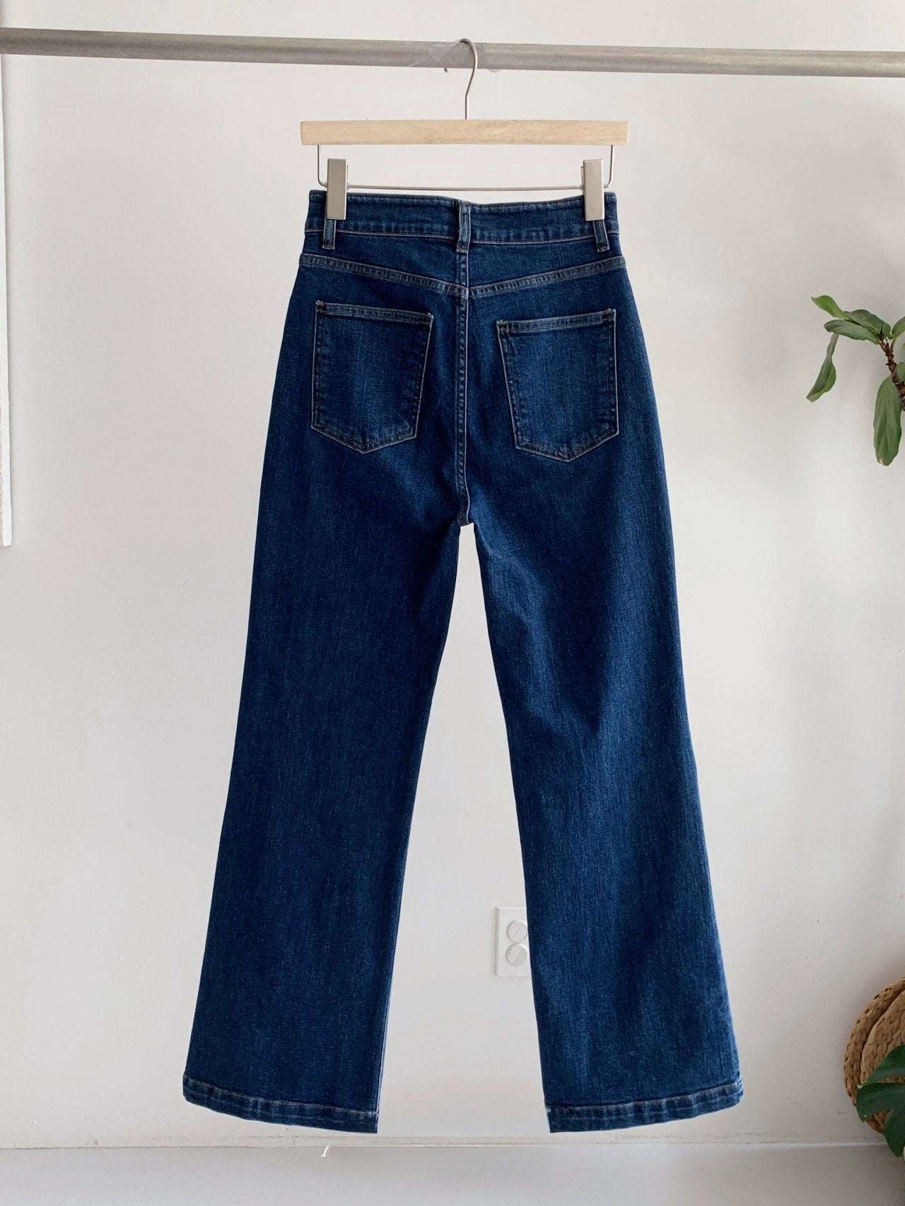 Comfort Bootcut Jean