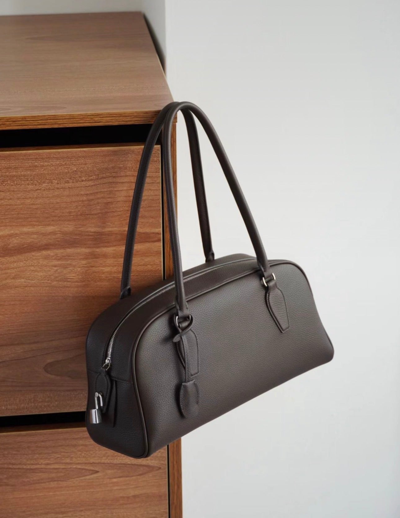 EW Shoulder Bag