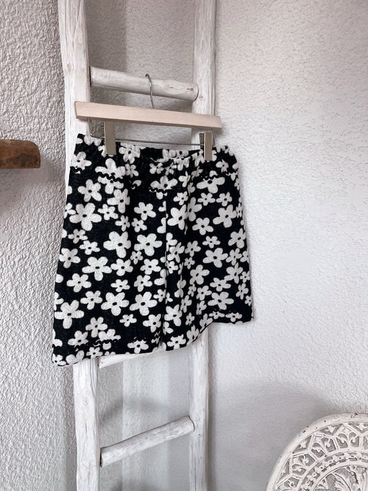 Mono Flower Shorts