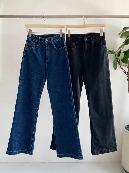 Comfort Bootcut Jean