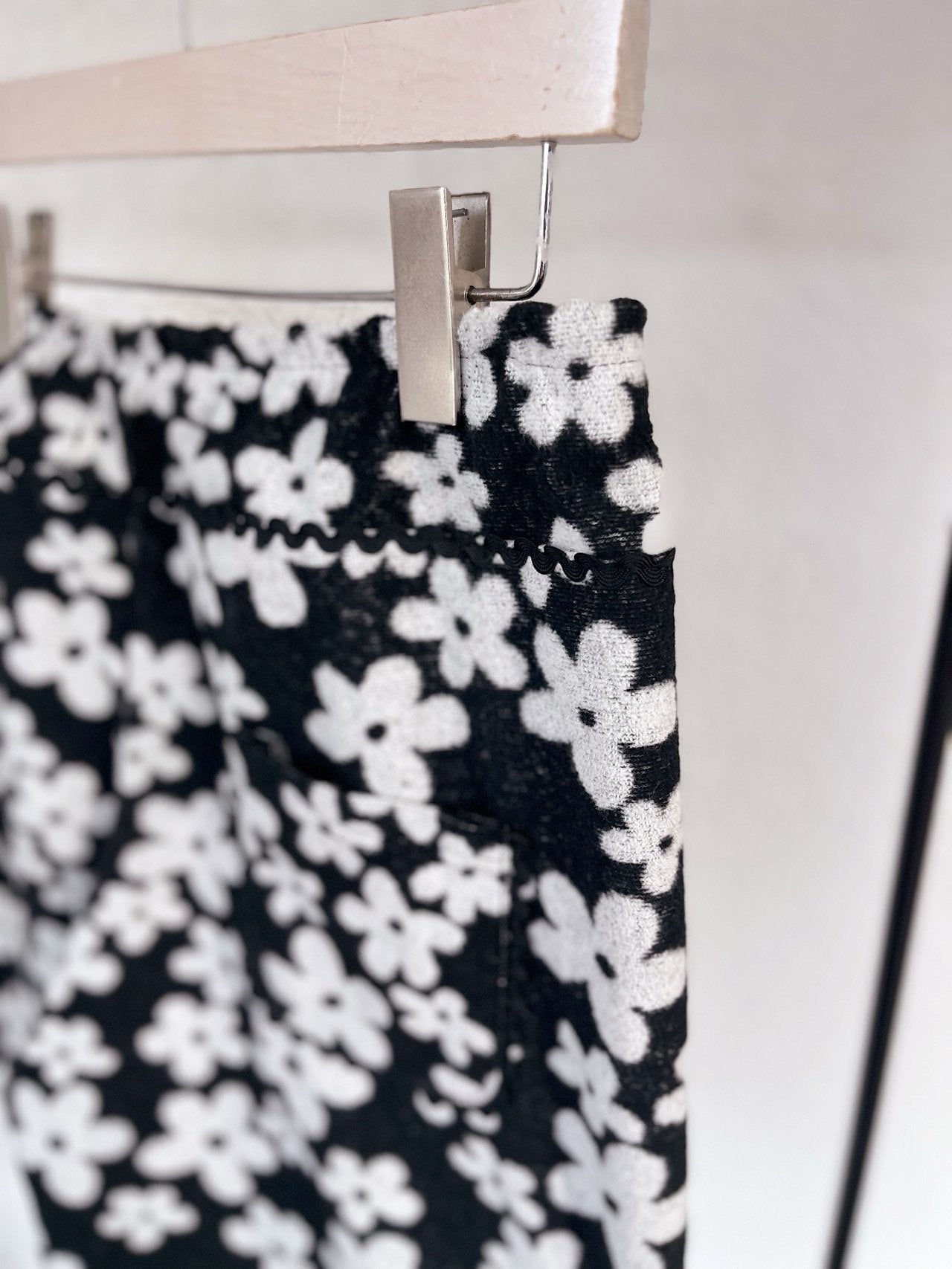 Mono Flower Shorts
