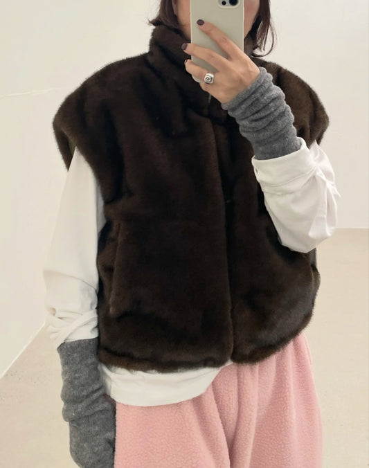 Reversible Cropped Mink Vest
