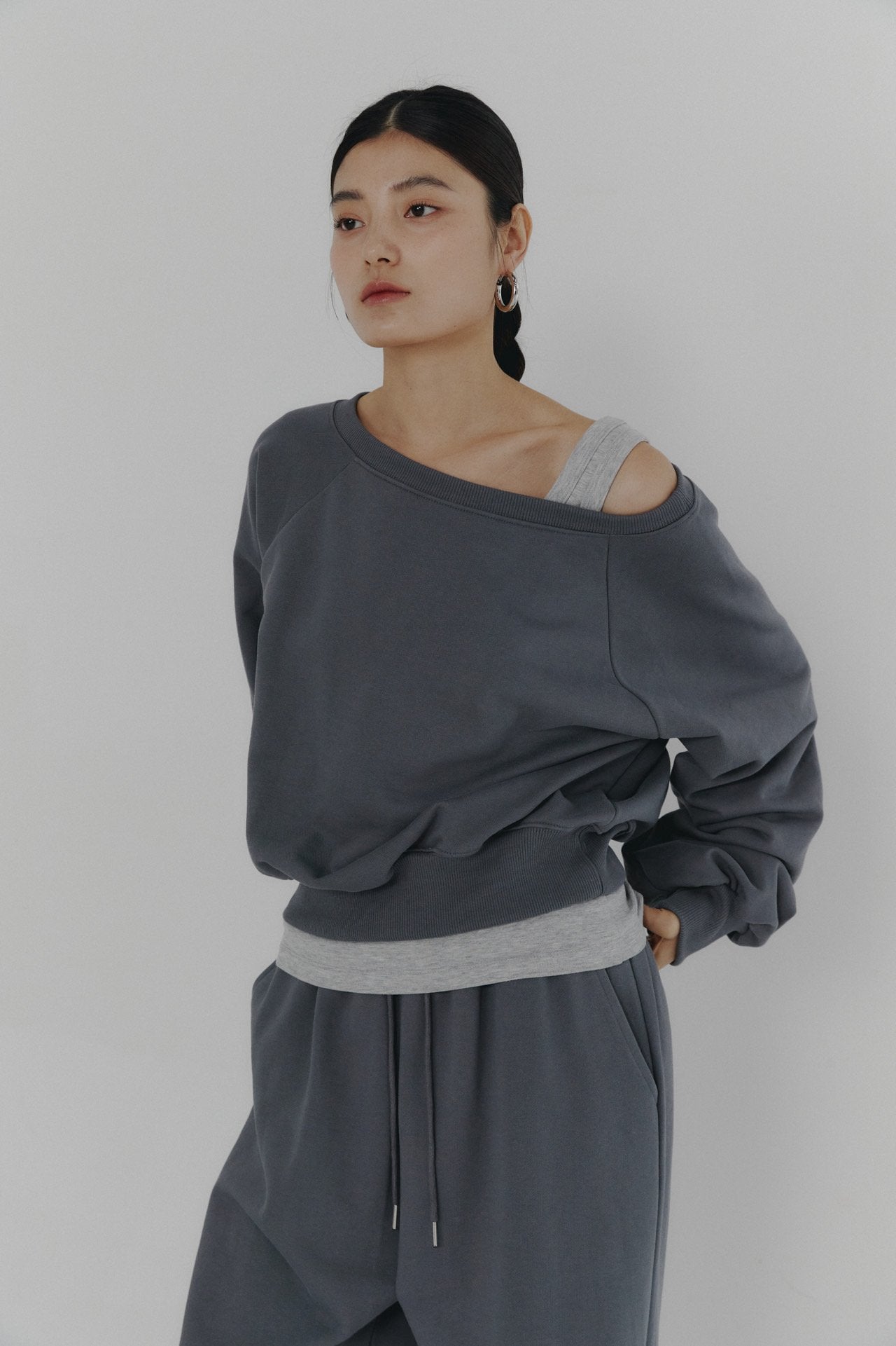 Shoulder Sweatshirt