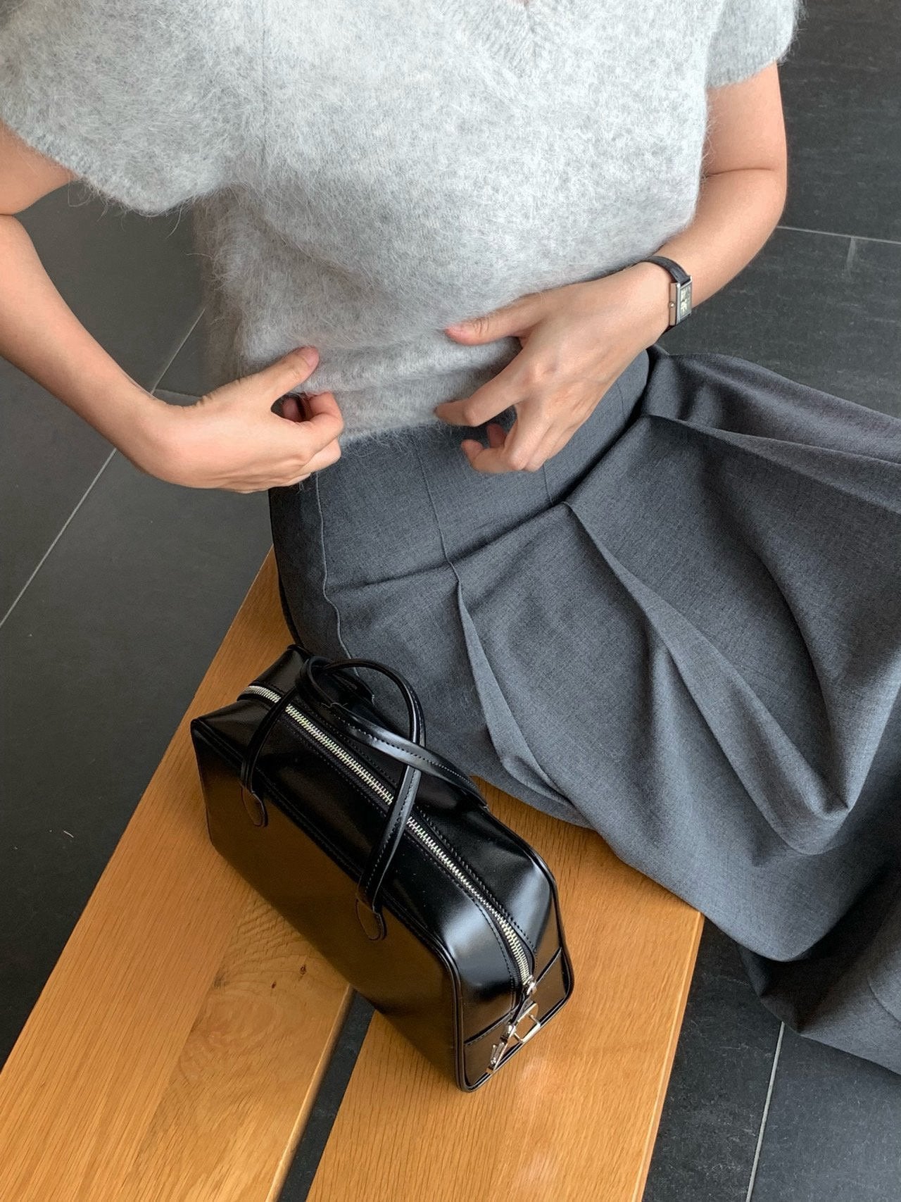 Wool Pleats Midi Skirt