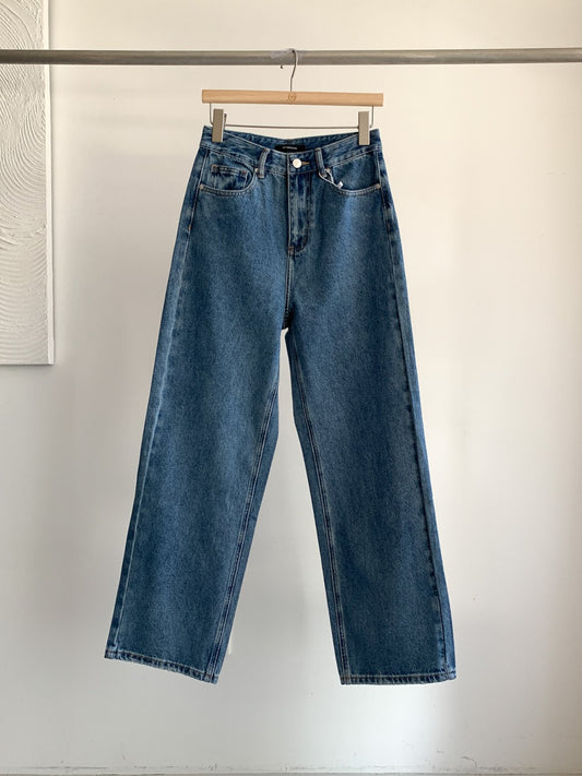 Straight Jean