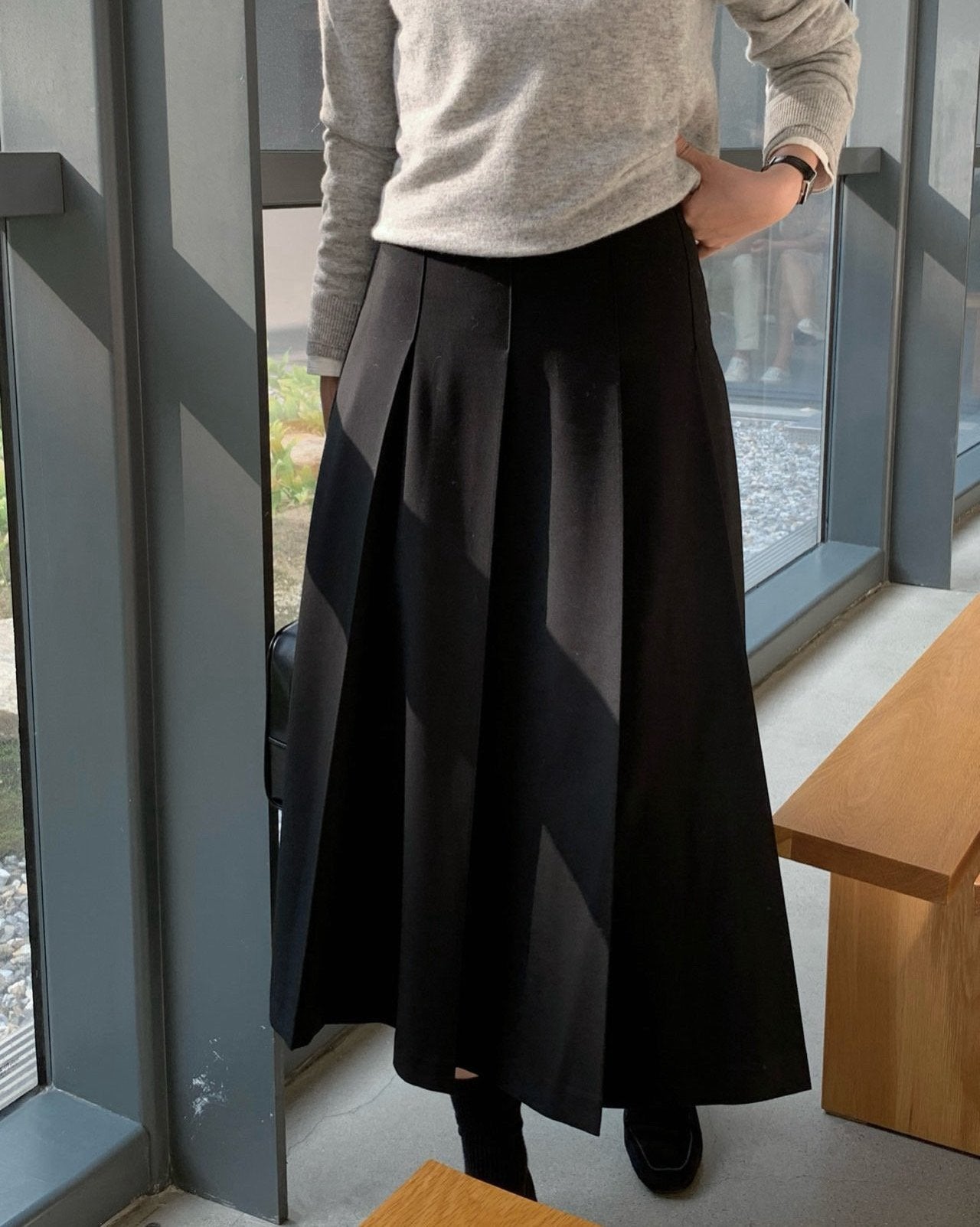 Wool Pleats Midi Skirt