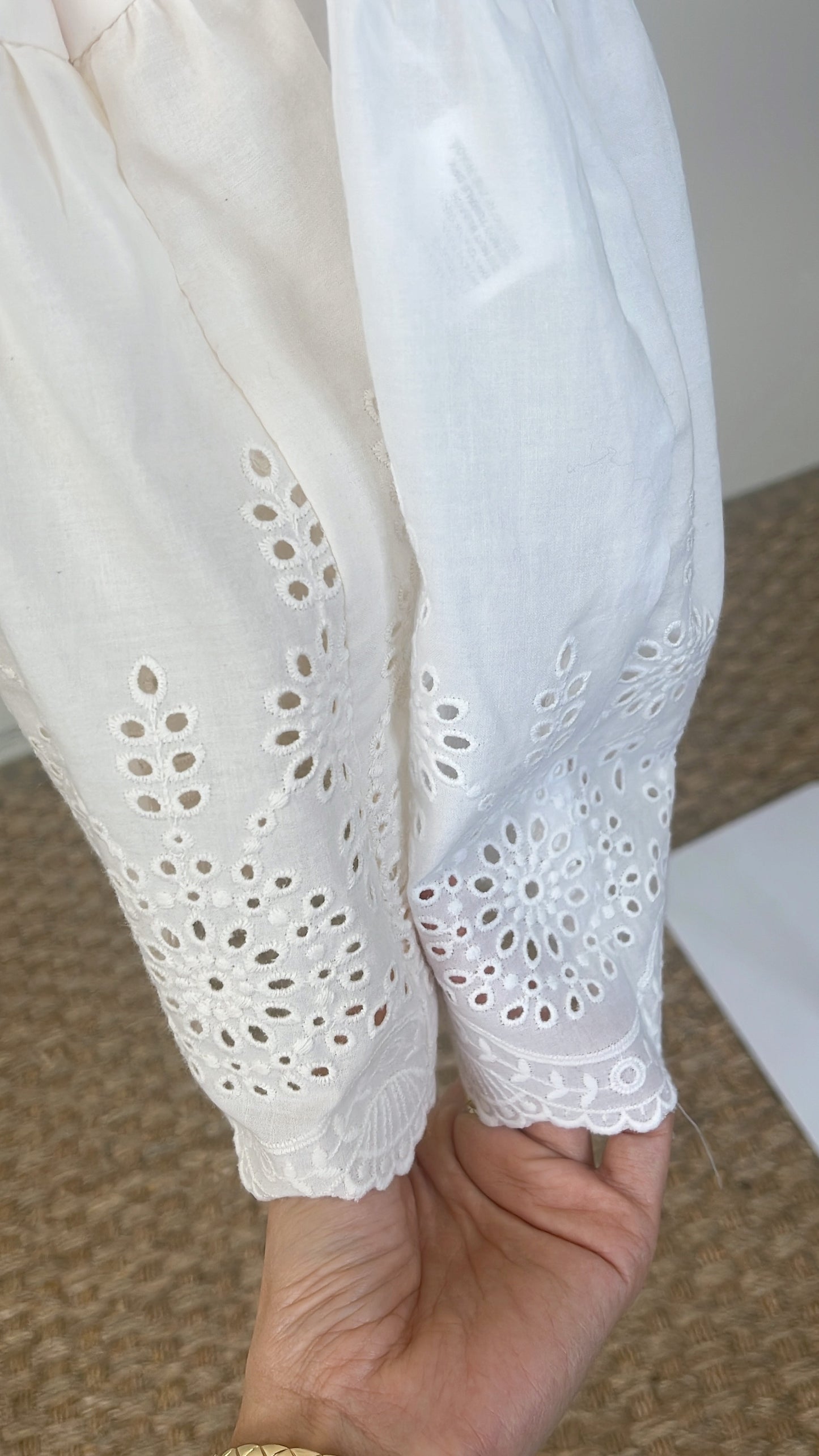 Well Eyelet Slip