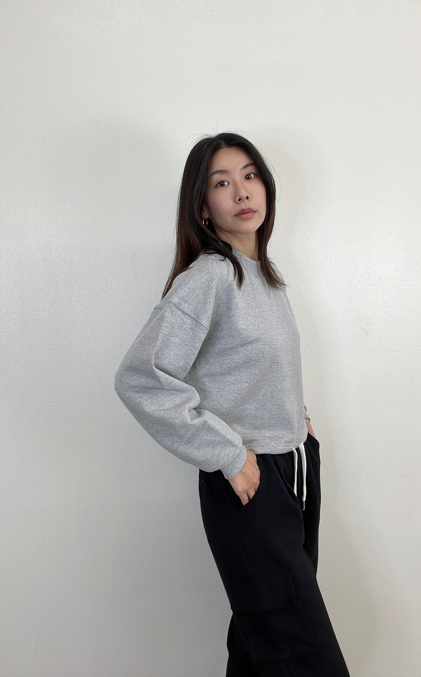 Hour Cropped Sweatshirt