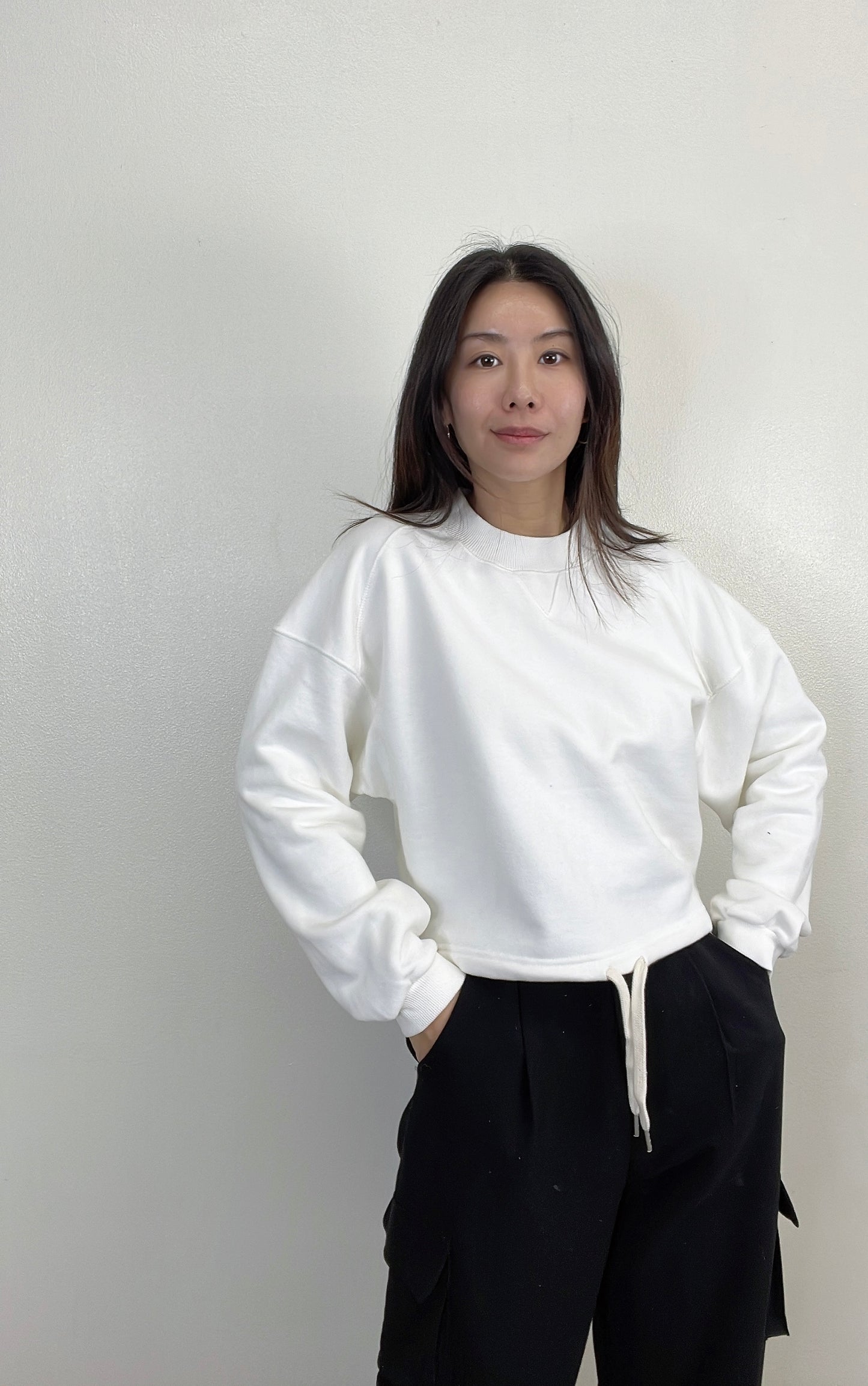 Hour Cropped Sweatshirt